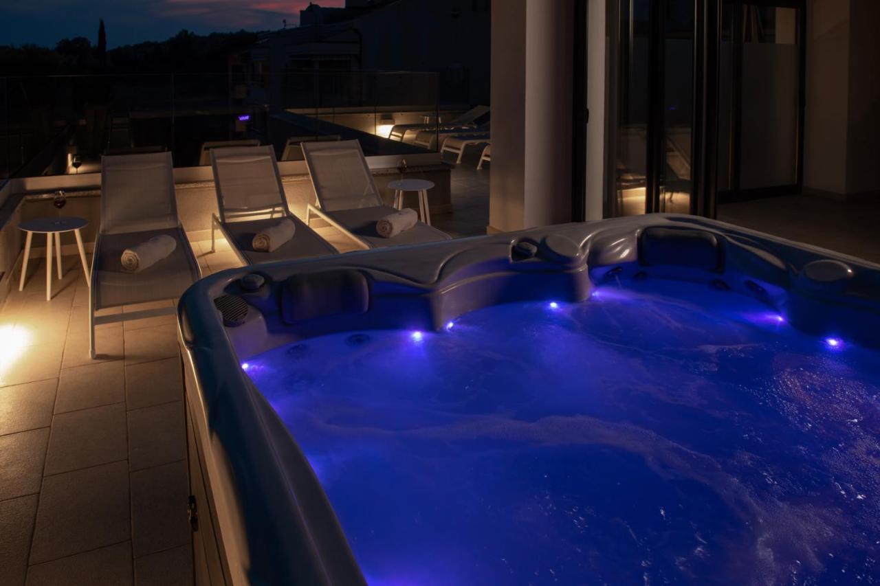 Aparthotel Punta Blu - Pool & Spa Premantura Exterior photo
