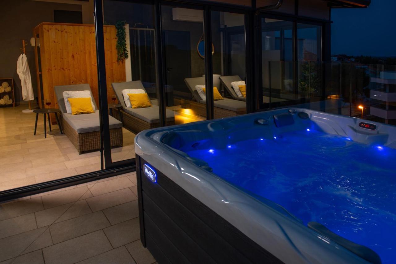Aparthotel Punta Blu - Pool & Spa Premantura Exterior photo